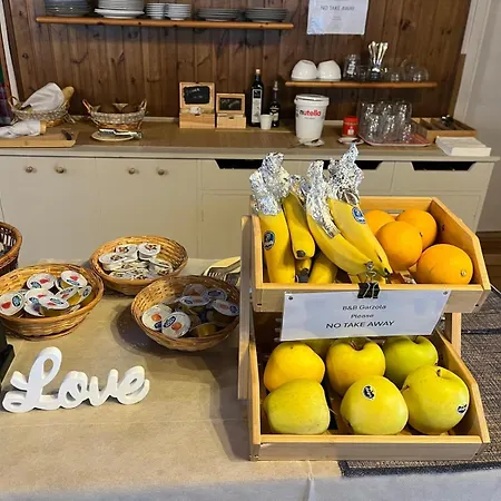 Garzola Bed & Breakfast *