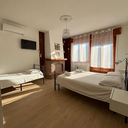 Garzola Bed and Breakfast *
